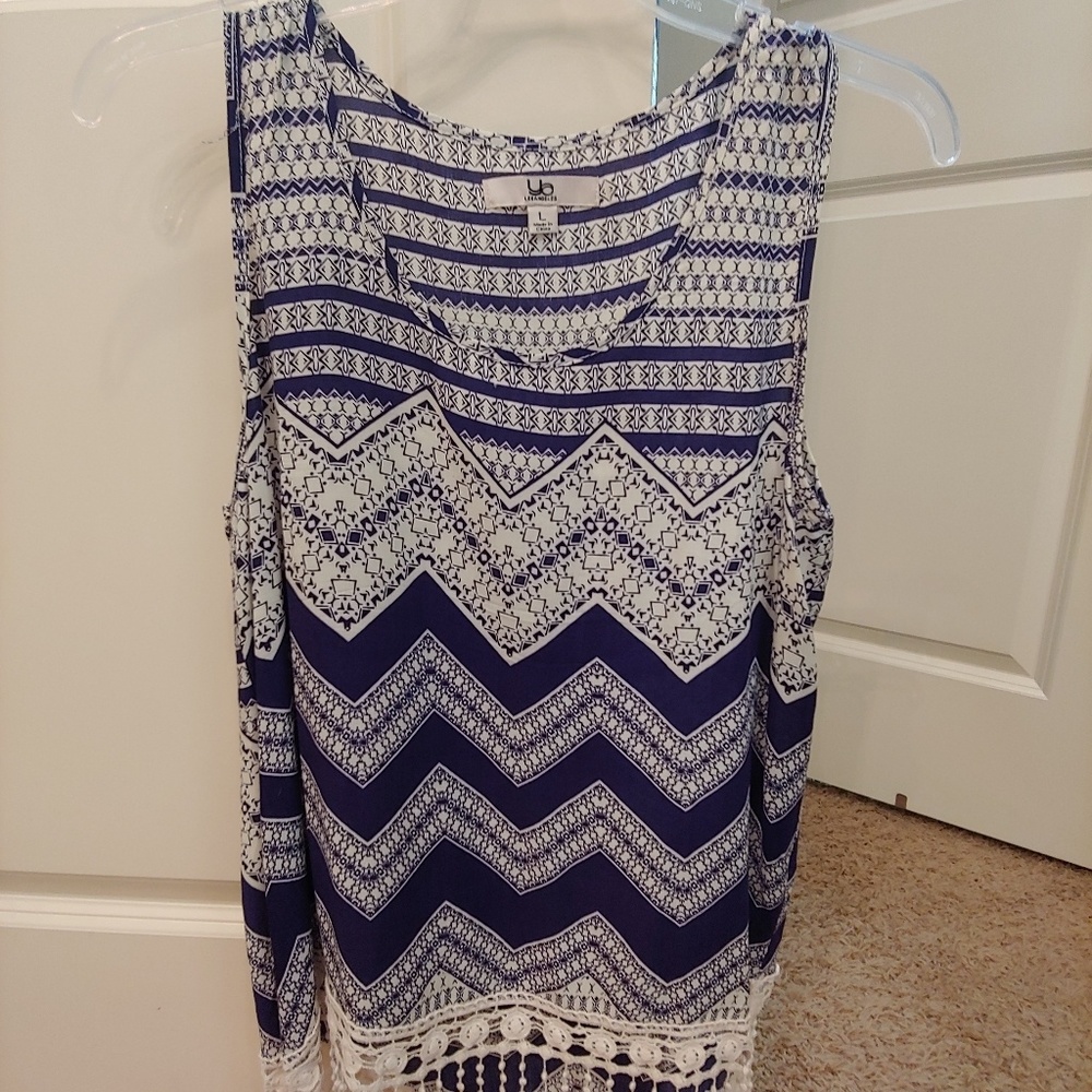 Cute boutique top
